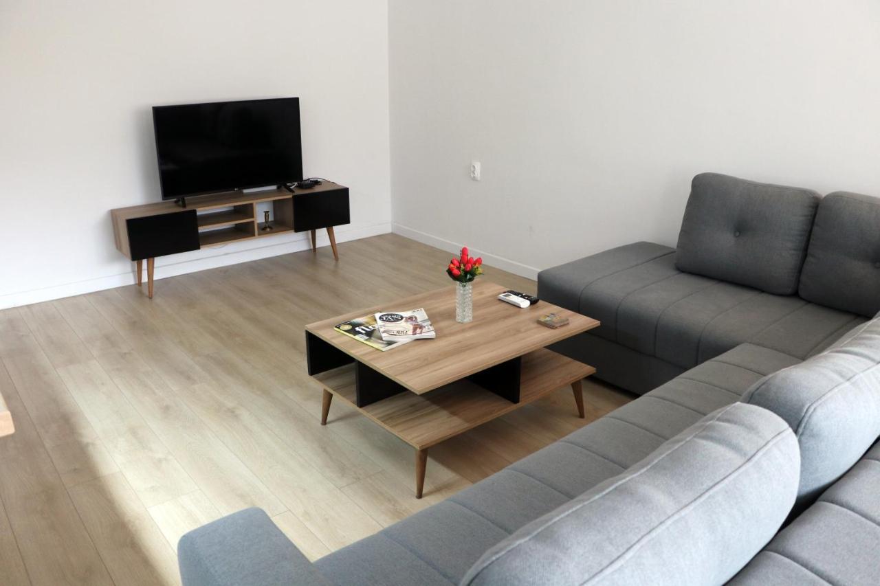 Spacious Modern Apartment Kisela Voda Skopje Exterior foto
